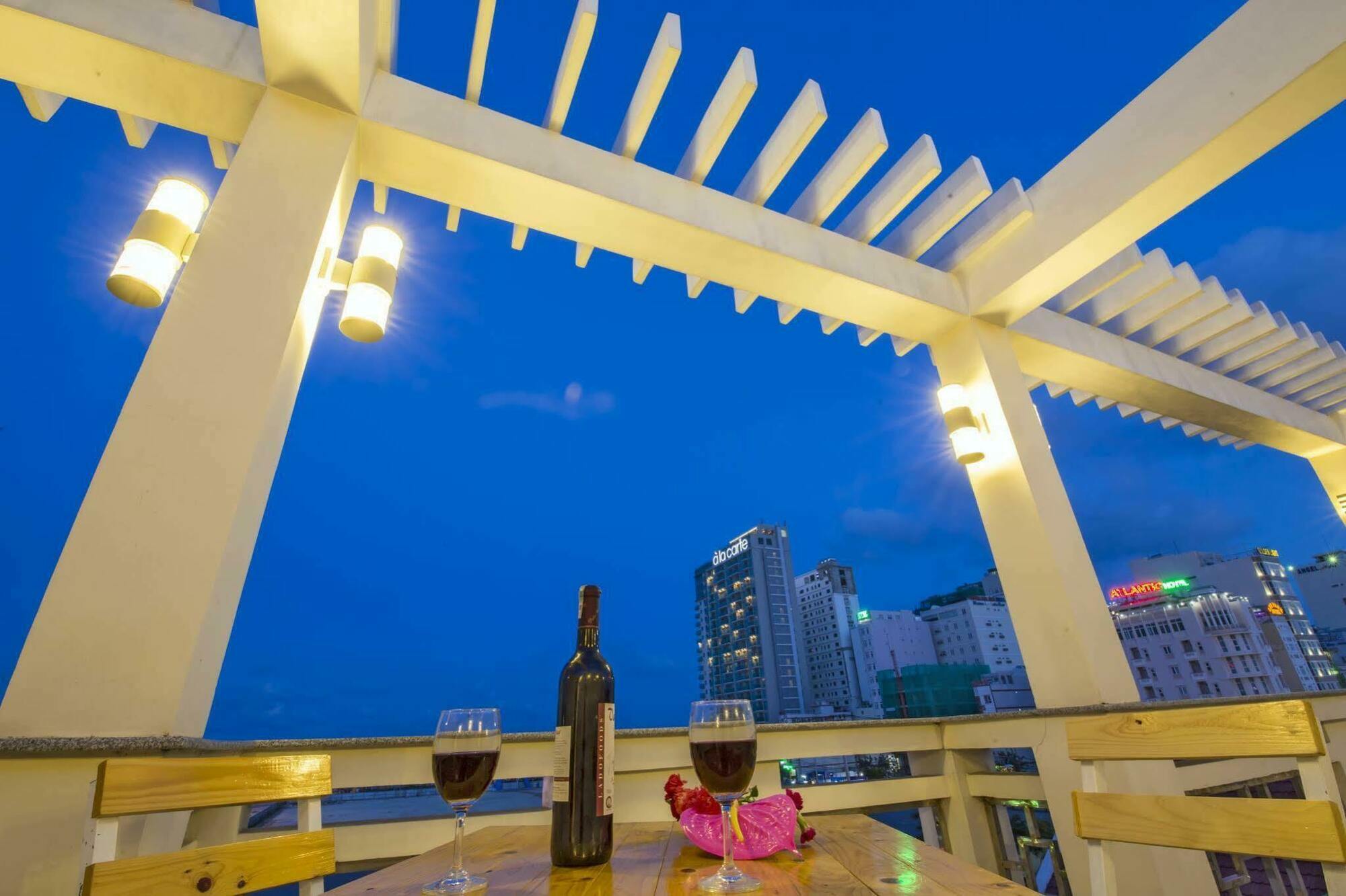 Dam Tien Hotel Da Nang Luaran gambar